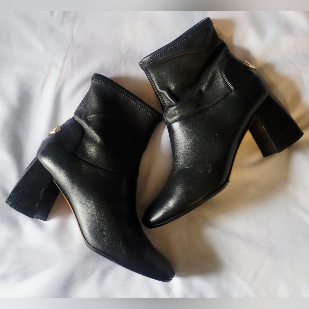 Tory Burch Black Leather Ankle Boots